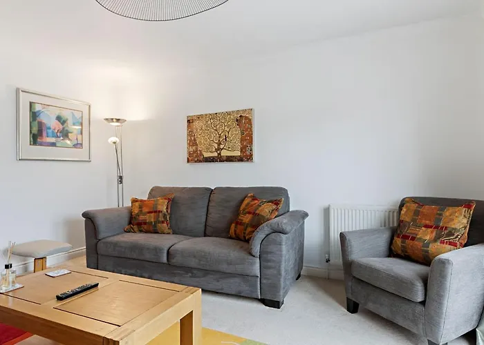 Quayside House By Staytor Accommodation